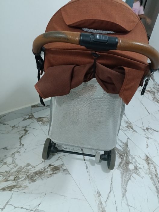 Продам коляску joie pact max