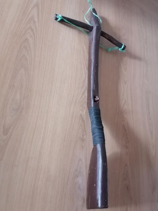 Стар дървен Арбалет