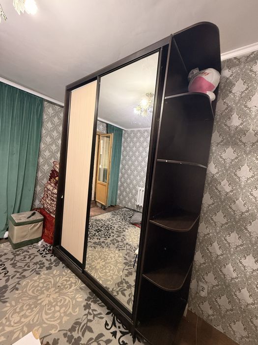 Отдам даром шкаф купе