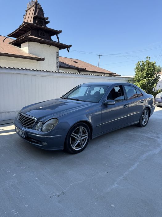 Mercedes Eclass e320 benzina