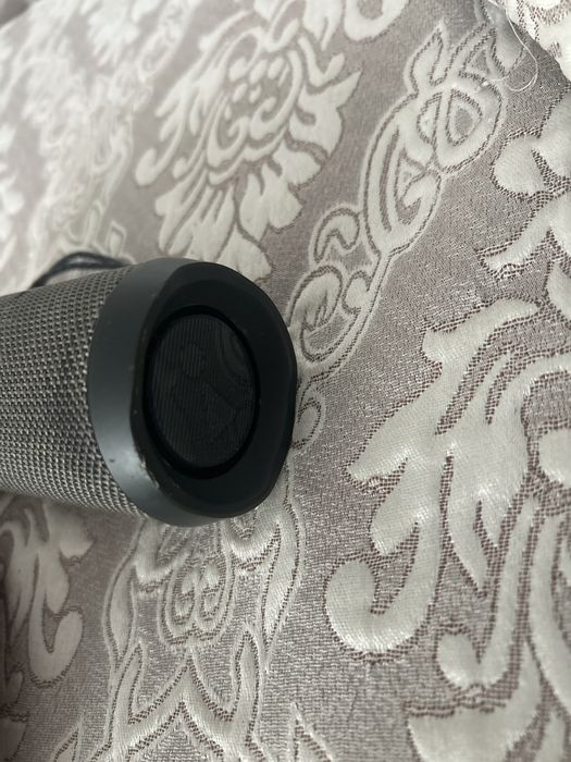 boxa jbl flip essential 2