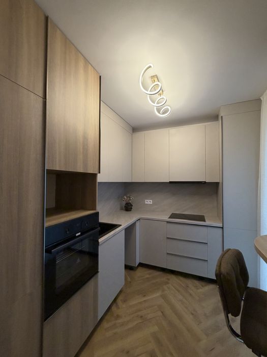 Inchiriere apartament nou Panoramic Teilor