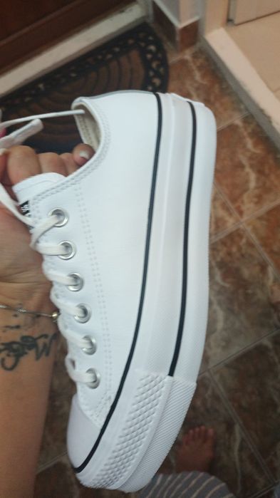 Adidasi Converse piele