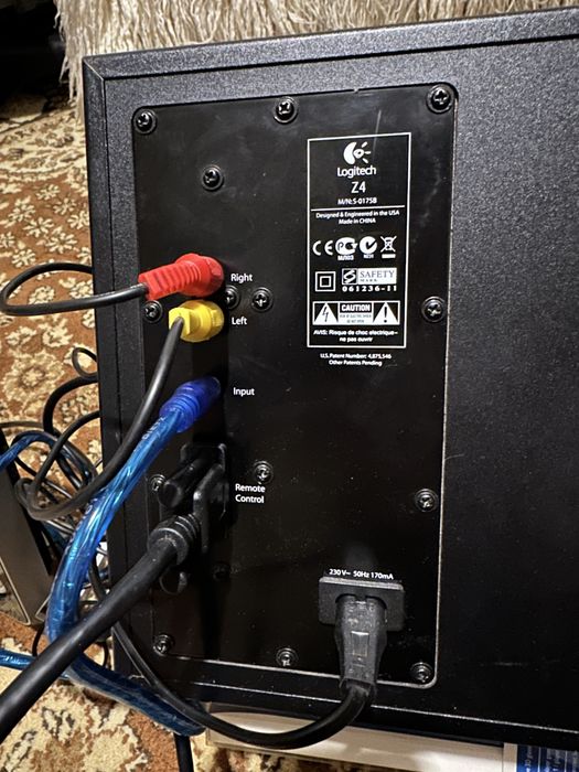 Logitech Z4 2.1 система