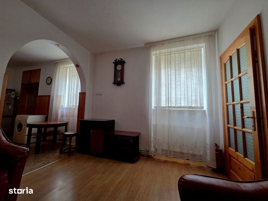 Apartament deosebit cu 3 camere în Centrul Vechi al Brașovului