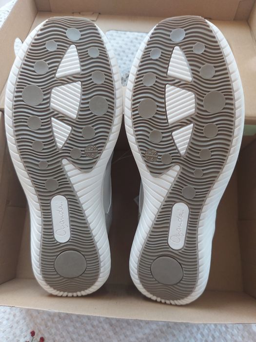 Маратонки, гуменки