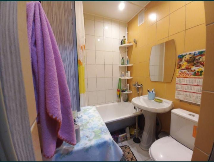 Продам 2к.кв по Уалиханова