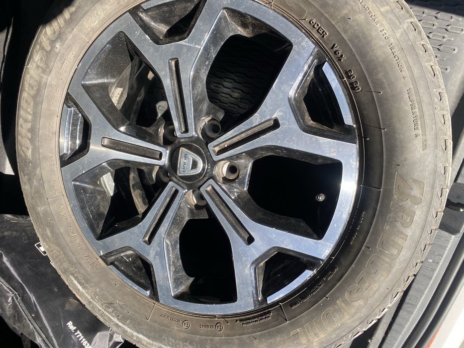 Anvelope iarna Duster 2015.60-R17