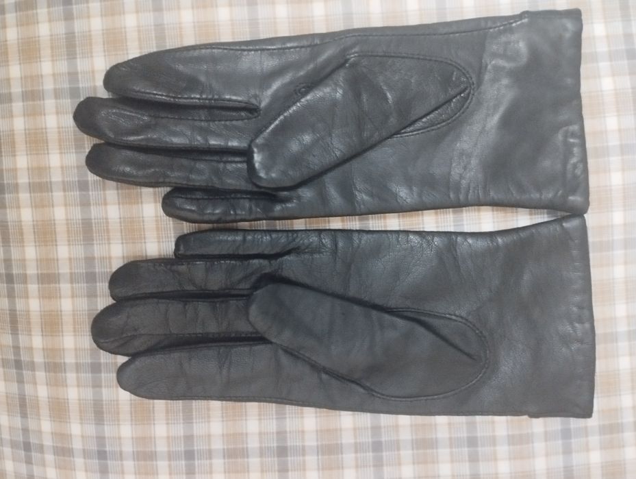 Перчатки кожаные женские