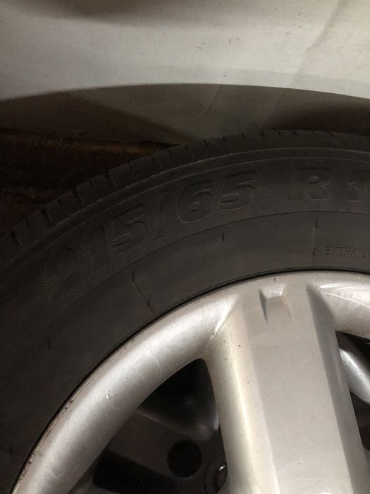 Джанти с гуми за Нисан 16 цола