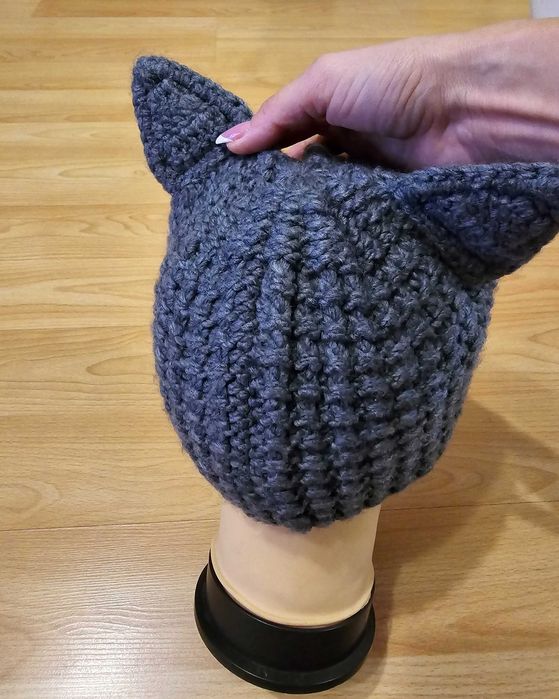 Karl lagerfield-дамска шапка