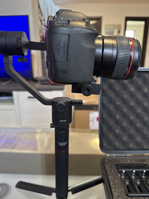 Vând Gimbal MOZA AirCross