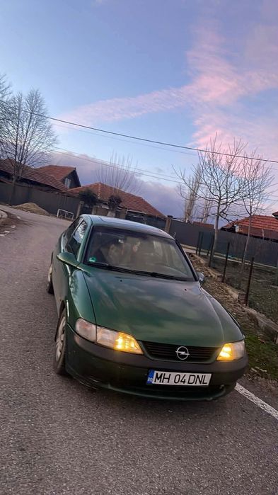Vând/schimb opel vectra b