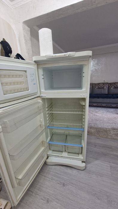 Продам холодильник б/у