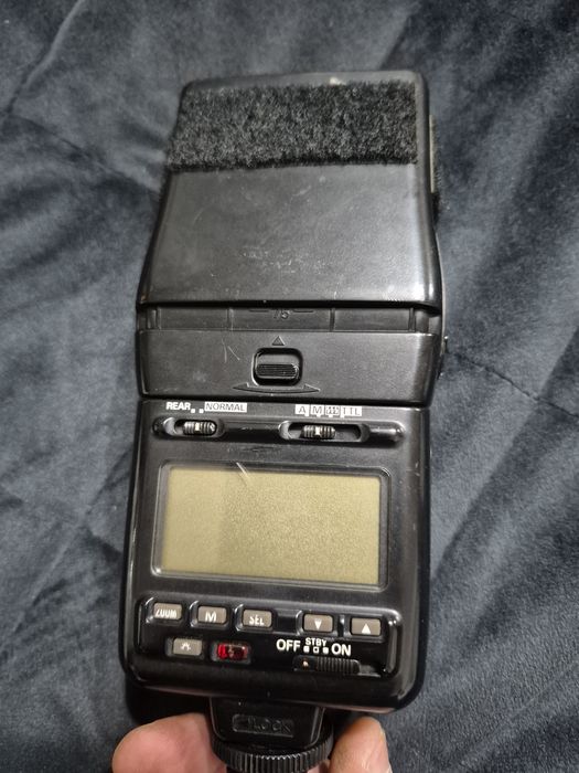 Blitz Nikon SB 28 si SB 24