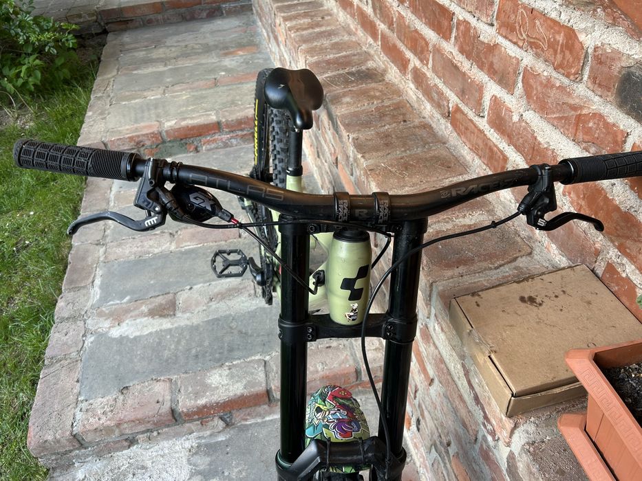 Bicicleta DH Cube Two15 Race 2024