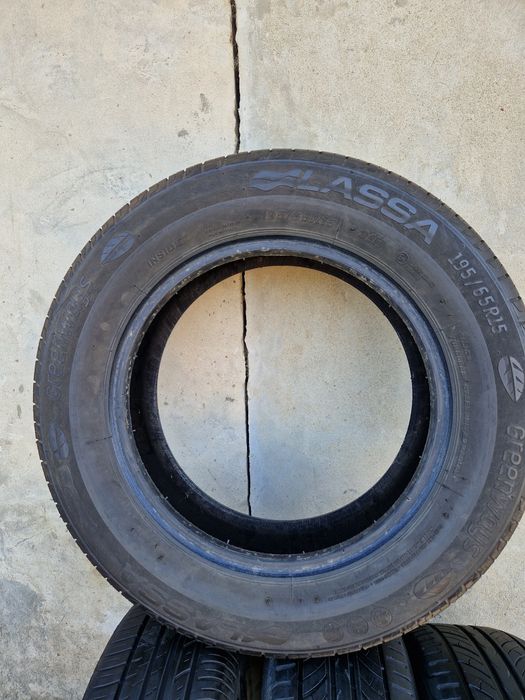 195 65 15  vara Lassa/Premiorri