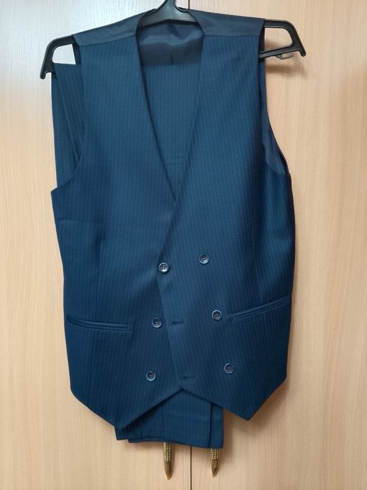 Продам костюм на выпускной