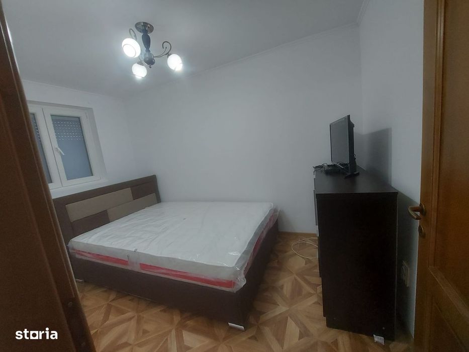 Vanzare apartament 3 camere decomandat, zona micro 6 Targoviste