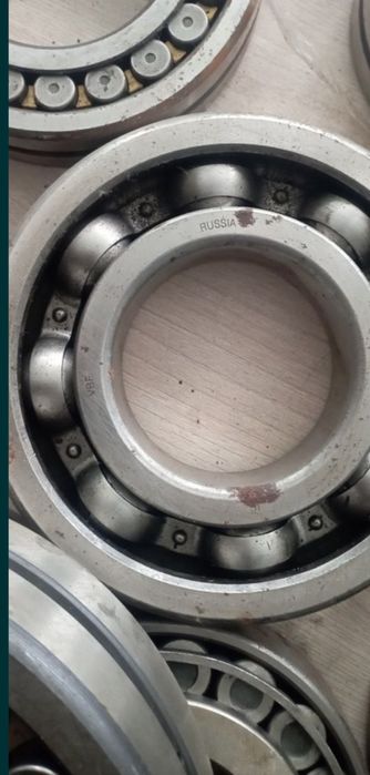 Продам подшипники