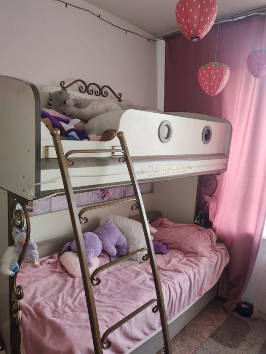 Продам кровать для принцессы или принца