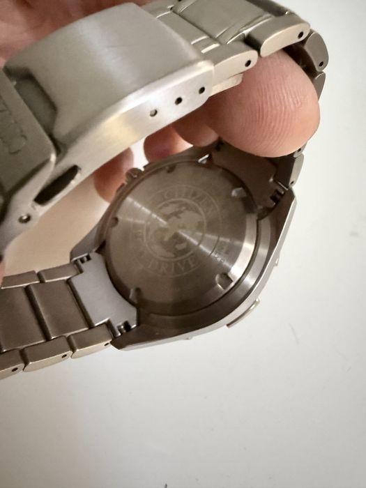 Продам часы Sitizen Eco-drive