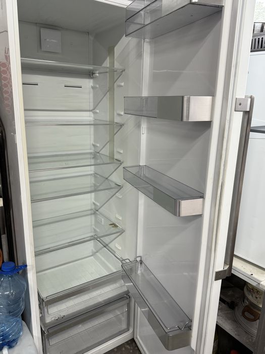 Хладилник GRUNDIG