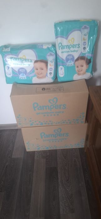 Vând scutece Pampers active baby Nr.7,scutece Pampers  premium care Nr.7  și chiloței Huggies  Nr.6-1 leu bucata