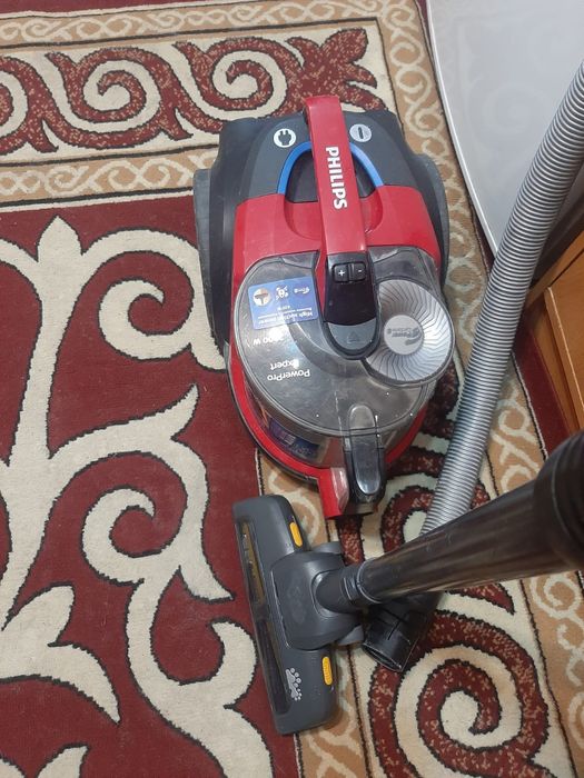 Продам пылесос рабочий