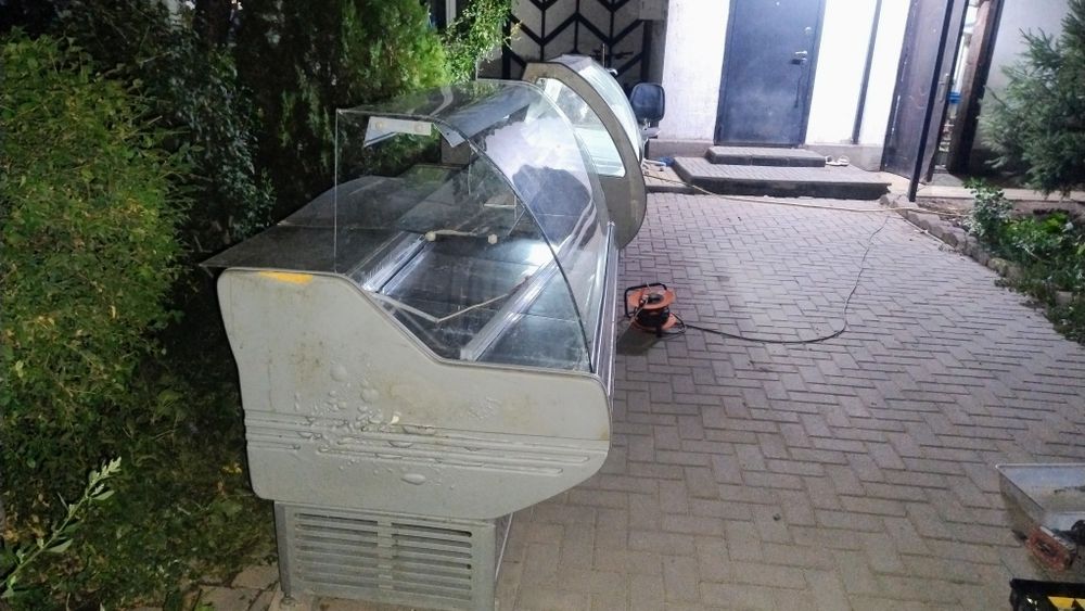 холодильная витрина