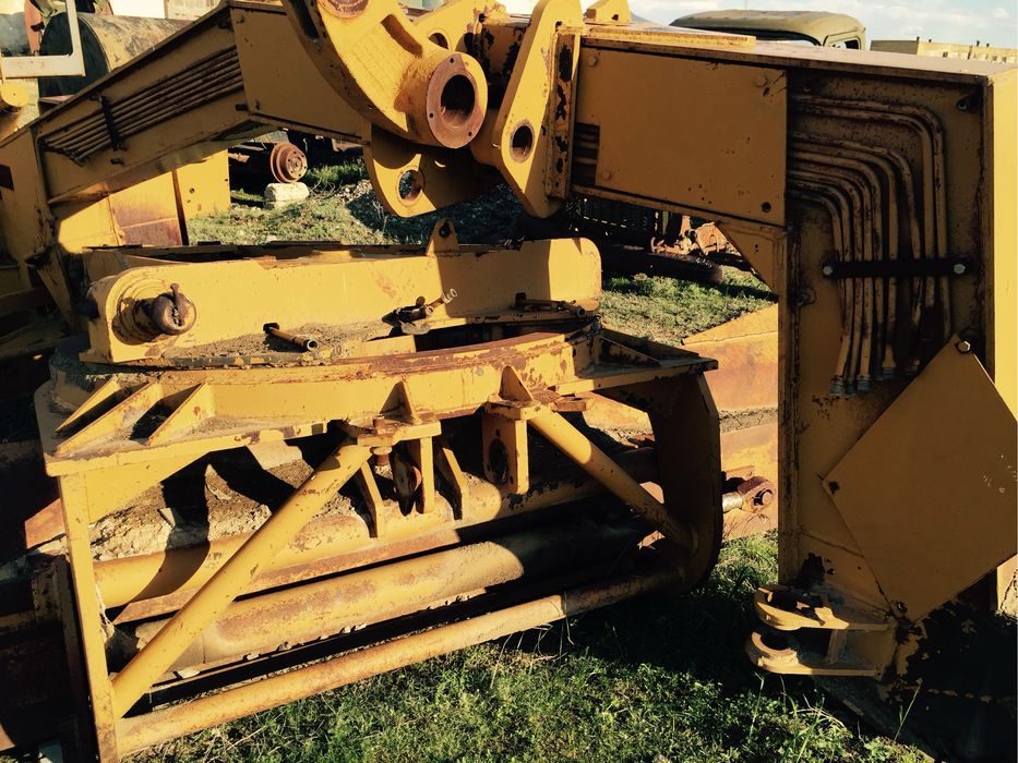 Автоорейдер на запчасти.