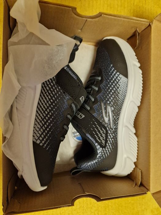 Sneakers Norvo 405035L/BKSL Negru
Sneakers Norvo 405035L/BKSL Negru