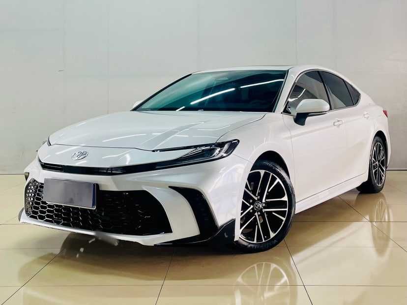 Toyota Camry 2026 Model Dual-Engine 2.0HSE Sport Lite Edition