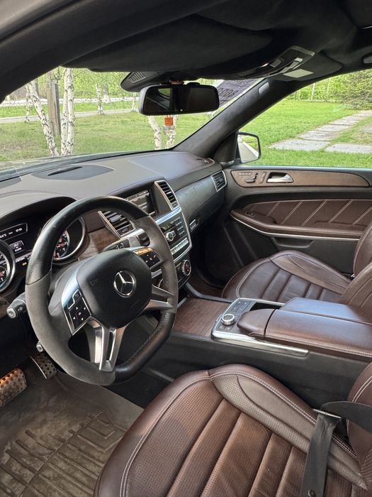 Продам Mersedes GL63