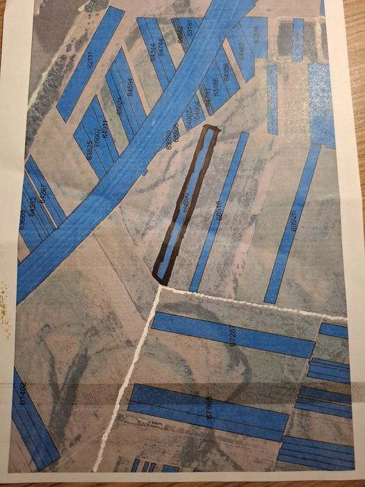 Vând teren extravilan