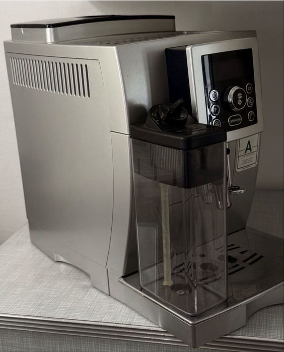 Кофемашина Delonghi