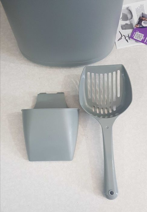 Coș de gunoi pentru nisipul pisicilor