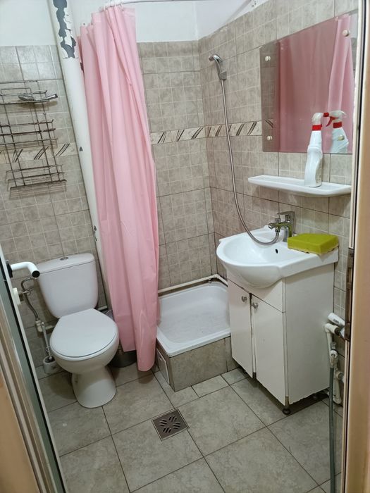 PF.inchiriez camera tip garsoniera Kaufland Nicolina