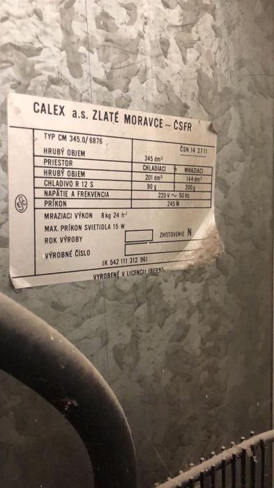 Продам рабочий холодильник