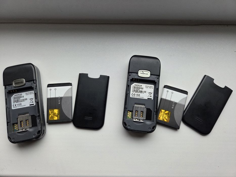 Nokia 6030 - telefon simplu cu butoane