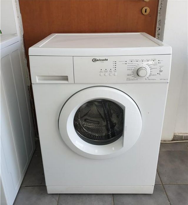 Reducere 3oo lei pentru masina veche.  Bauknecht  wdd 50422