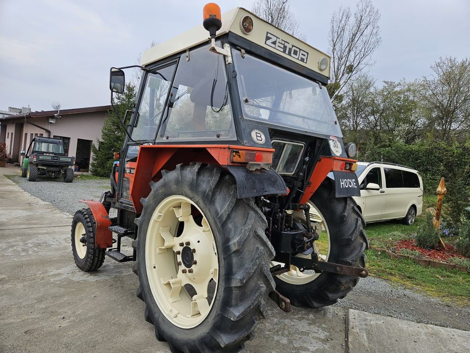 Tractor Zettor 5211