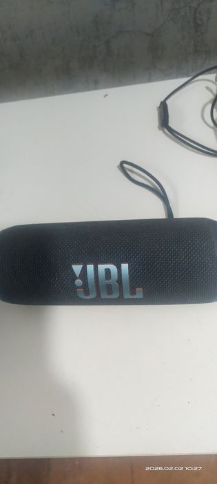 Колонка Jbl басс