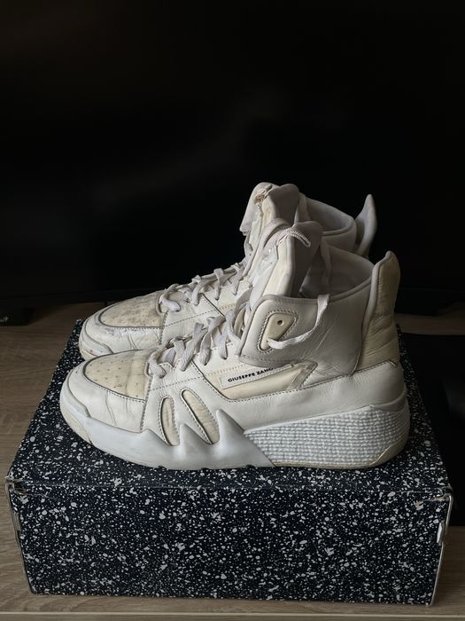 Giuzeppe Zanotti Talon