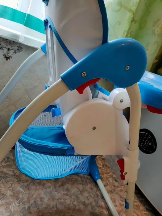 Стульчик детский для кормления
