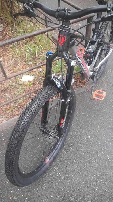 Vând bicicletă MODRAKER