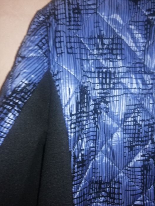 Яке, почти ново, елегантно и модерно