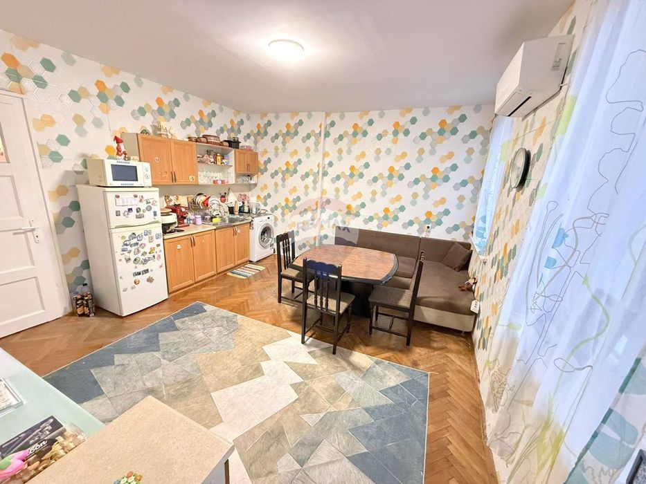 Продава се Тристаен апартамент в Варна, Аспарухово - 78 кв.м за 1789 €/кв.м - Снимка #1