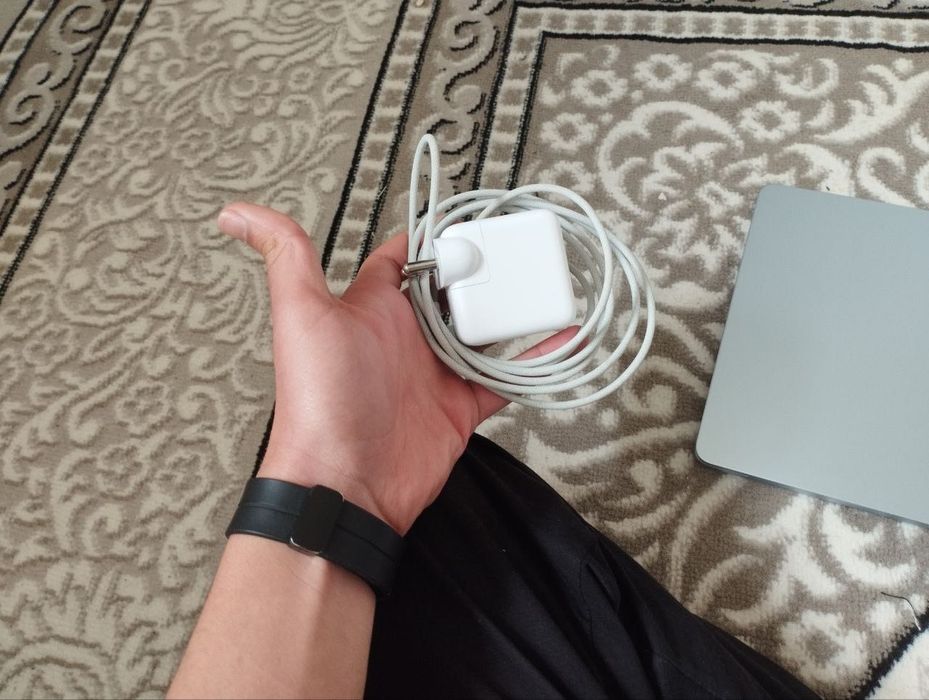 macbook air m4 16/256