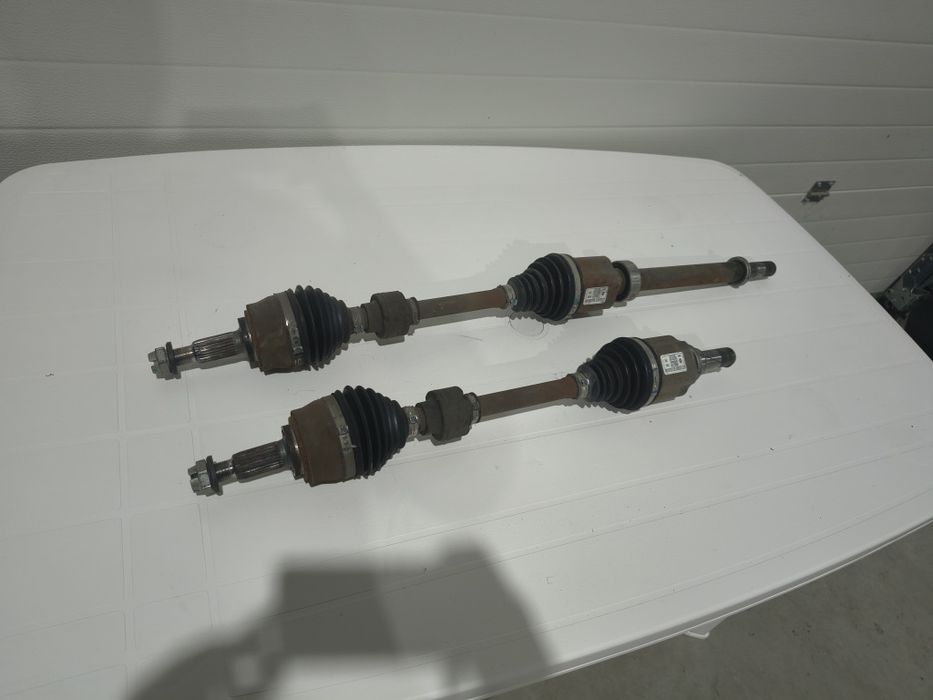 Set Planetare Fata Stanga + Dreapta Originale Renault Arkana / Captur / Clio 1.6 E-Tech Hybrid cod 391009510R, 391015917R
